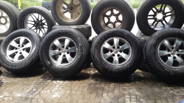 ล้อ toyota ขอบ 16 พร้อมยางชุดละ 4,500