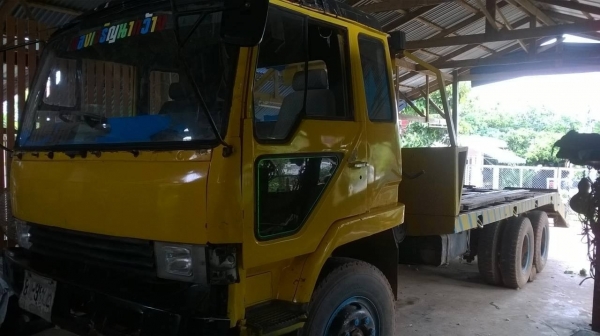 ขายเทนเลอร์ 10 ล้อ 2 เพลา NISSAN UD เครื่อง PD6 220 แรงม้า ช่วงล่างแน่น หางแข็งแรง วางหัว FUSO ทะเบียน ม.79 ราคาต่อรองได้