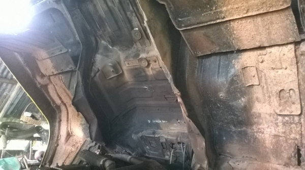 ขายเทนเลอร์ 10 ล้อ 2 เพลา NISSAN UD เครื่อง PD6 220 แรงม้า ช่วงล่างแน่น หางแข็งแรง วางหัว FUSO ทะเบียน ม.79 ราคาต่อรองได้ ขายเทนเลอร์ 10 ล้อ 2 เพลา NISSAN UD เครื่อง PD6 220 แรงม้า ช่วงล่างแน่น หางแข็งแรง วางหัว FUSO ทะเบียน ม.79 ราคาต่อรองได้