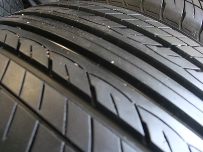 ยาง Yokohama 215/60/17 ปี 09