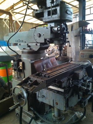 เครื่องมิลลิ่ง