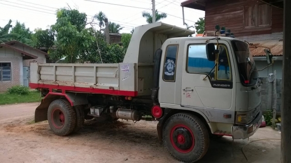 ขาย 6 ดั้มยาง 900 สภาพสวยพร้อมใช้ เครื่อง EH700 168 แรงม้า เกียร์ HO มีแอร์ เพาวเวอร์ เบรคทิฟฟี่ ทะเบียนเต็มพร้อมโอน ราคาต่อรองได้ครับ