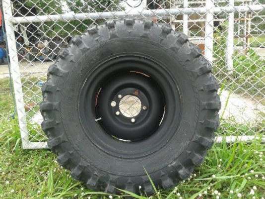 ยางสำหรับรถโฟล์วิล เบอร์ 32-10-5 ขอบ 16 สภาพยางใหม่พร้อมกระทะ5วง