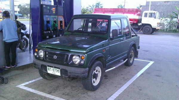 ขาย SUZUKI CARIBIAN แต่งสวย ยาง38 ปี2002