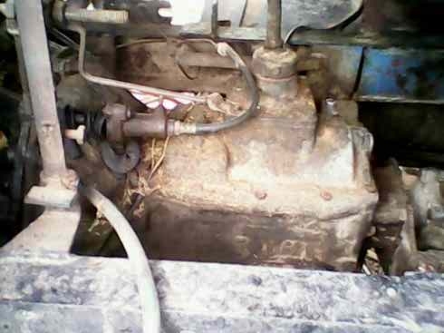 รถนวดข้าว6 ล้อคันซีหน้า5เครื่องHino et130 ตู้7ฟุต 3พัดลม