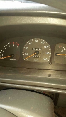 ขายรถตู้ BENZ B2000 ปี 41 แอร์ เครื่องเสียง+จอครบ หัวเดิมบางสวย รถบ้านแท้ ทะเบียนพร้อม