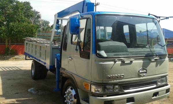 ลดราคาเหลือ 700000 บาท ขายรถบรรทุกฮีโน่หัวสิงห์ไฮเทค KL 340 เครื่อง HO 7D เครื่อง 195 แรงม้าแน่นๆมาก