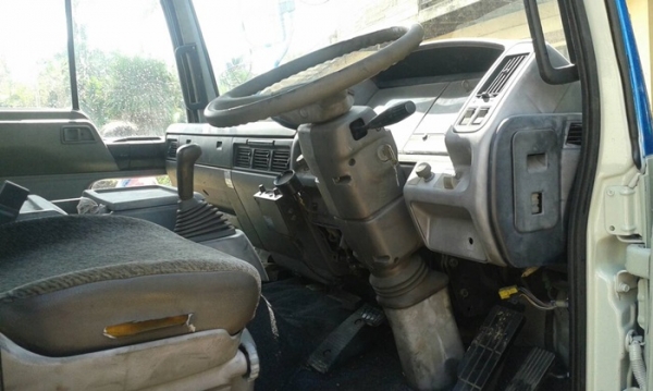 ขายรถบรรทุกฮีโน่หัวสิงห์ไฮเทค KL 340 เครื่อง HO 7D เครื่อง 195 แรงม้าแน่นๆมากติดเครน 3 ตัน3 ปลอก 2 ช