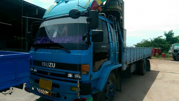 รถหกล้อ ISUZU ROCKY 175 กระบะคาโกยาว 7.20 เมตร รถพร้อมใช้ครับ รถหกล้อ ISUZU ROCKY 175 กระบะคาโกยาว 7.20 เมตร รถพร้อมใช้ครับ