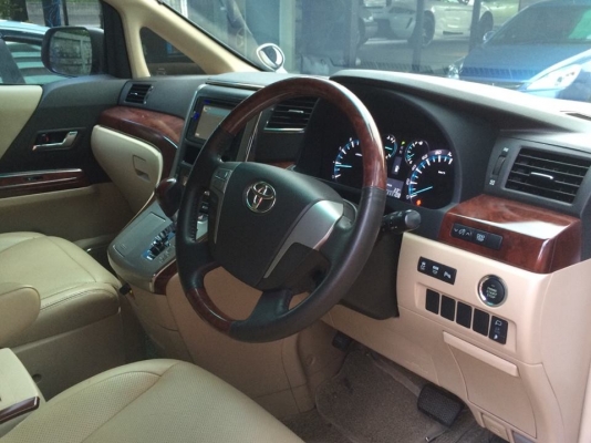 ขายด่วน TOYOTA VELLFIRE 2.4V ปี 2008