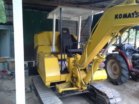 แมคโครเล็กkomatsu pc20-5