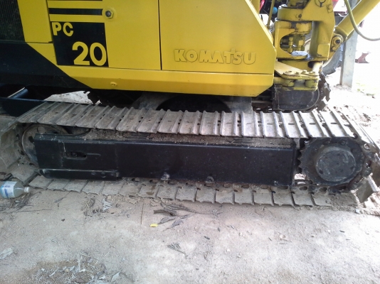 แมคโครเล็กkomatsu pc20-5