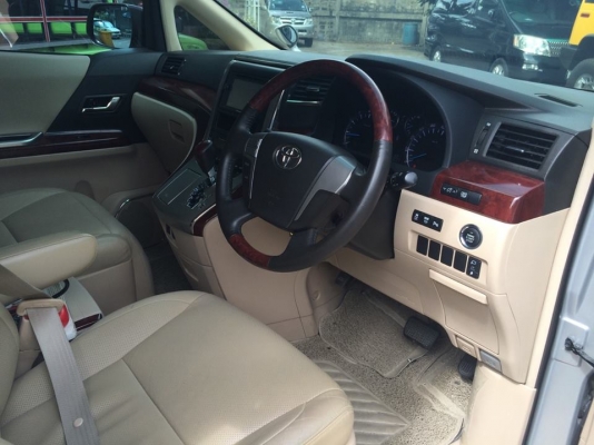 ขายด่วน TOYOTA VELLFIRE 2.4V ปี2008