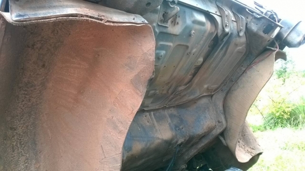 ขาย 6 ล้อ NPR59L คัสซีสวย เครื่อง 4BE1 110 แรงม้า พวงมาลัยพาวเวอร์ กระบะปูพื้นเหล็กเรียบร้อย ทะเบียนเต็มพร้อมโอน