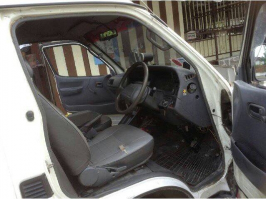 ขายรถตู้ TOYOTA ปี96 ครับ