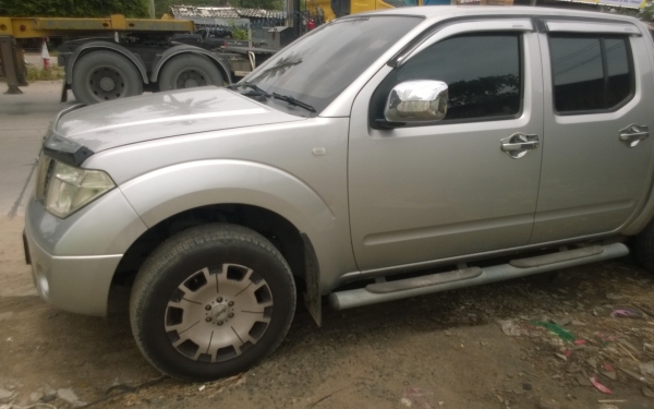 รถนิสสันนาวาร่า Navara 4 ประตู