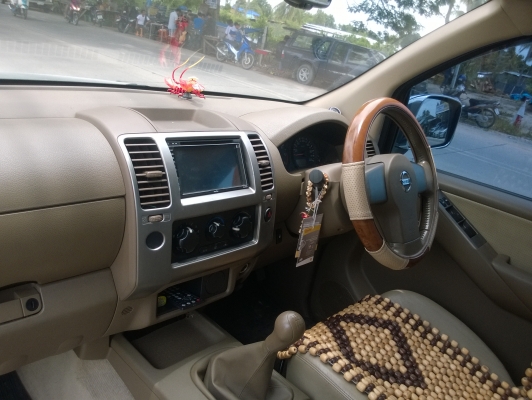 รถนิสสันนาวาร่า Navara 4 ประตู