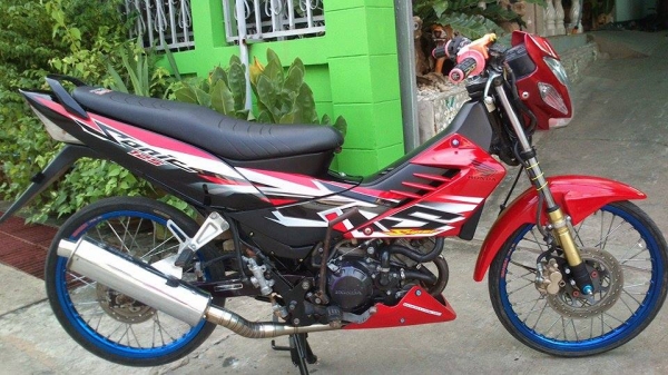 โซนิคสตาร์ทมือ ปี48 สภาพสวยเครื่องดี ทะเบียนเต็ม เอกสารพร้อมโอน