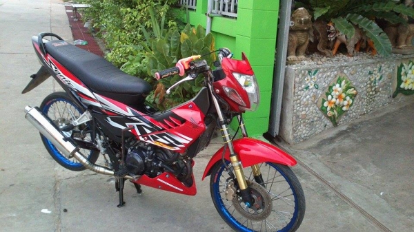 โซนิคสตาร์ทมือ ปี48 สภาพสวยเครื่องดี ทะเบียนเต็ม เอกสารพร้อมโอน