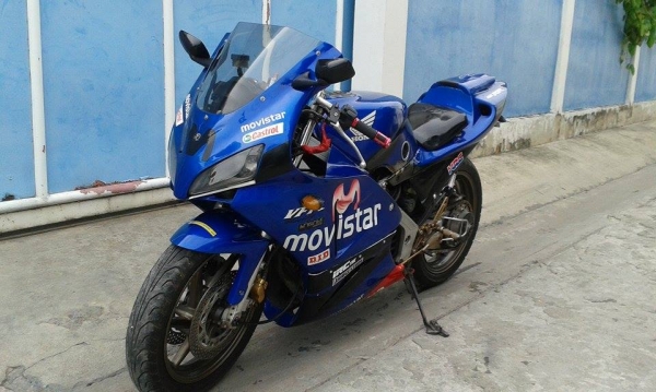 ขายด่วน Honda nc24 400cc แฟริ่ง rc212 ทะเบียนแท้พร้อมโอน ภาษีไม่ขาดต่อ