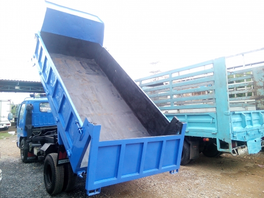 6 ล้อดัมพ์  *Euro.2*  ISUZU  NKR 130 แรงม้า  *ยาว 4.00 ม.*  รถสวยเดิม+สภาพพร้อมใช้งาน * รถห้างแท้ * มีเล่มพร้อมโอน *