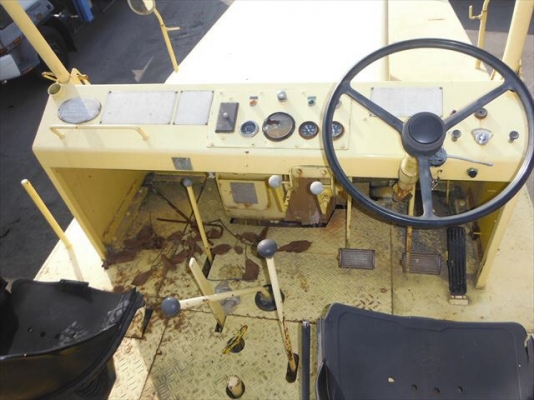 รถบดล้อยางญี่ปุ่น 9ล้อ SAKAI TS7409 1973y ยางดี เครื่องสวย ข้อโซ่ใหญ่ สต๊อคญี่ปุ่น ผู้ซื้อต้องนำเข้าเอง โอนเงินทั้งหมด