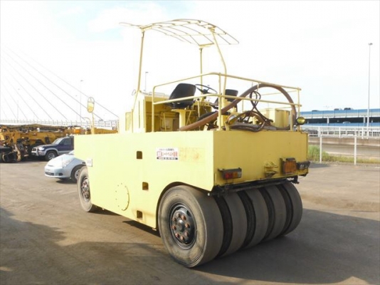 รถบดล้อยางญี่ปุ่น 9ล้อ SAKAI TS7409 1973y ยางดี เครื่องสวย ข้อโซ่ใหญ่ สต๊อคญี่ปุ่น ผู้ซื้อต้องนำเข้าเอง โอนเงินทั้งหมด