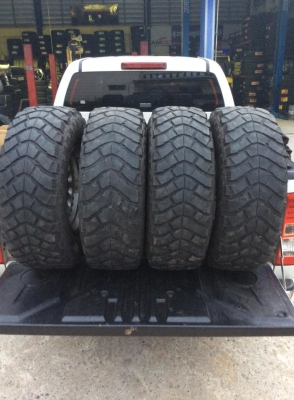 ขายล้อหยดน้ำขอบ16 พร้อม ยาง YOKO MUT 265-75-16 ถูกๆครับ ขายล้อหยดน้ำขอบ16 พร้อม ยาง YOKO MUT 265-75-16 ถูกๆครับ