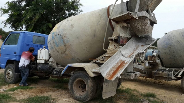 ขายรถโม้ปูนโม้ตรง3.5คิวปั้มได้กิ้นเครือง4BE1มีเอกสารใช้งาน