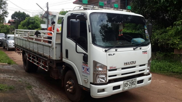 ISUZU  NQR  175 แรงม้า  ปี54  ยาว 5เมตร50