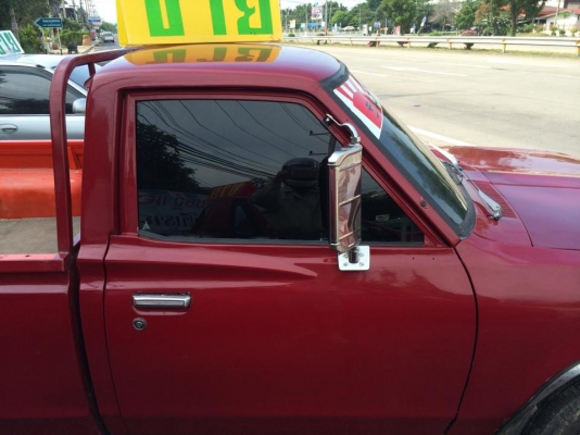 พี่ฝากขาย Nissan คลาสิคสักคัน สาดสีมา 89,000 พี่ฝากขาย Nissan คลาสิคสักคัน สาดสีมา 89,000