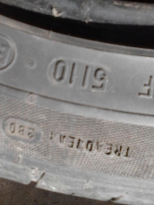 195/50R16 Continental Contact2 มี 2 เส้น TEL.081-427-3941