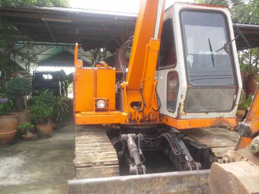 ขายรถแบคโฮ   HITACHI   UH 025-7   เท่า   PC  60  รถสวย  พร้องใช้งาน  ราคาไม่แพงเครื่องดี ปั้มแรง เองแน่น  แทรกสวยเต็ม  มีเอกสารแจ้งจำหน่วย