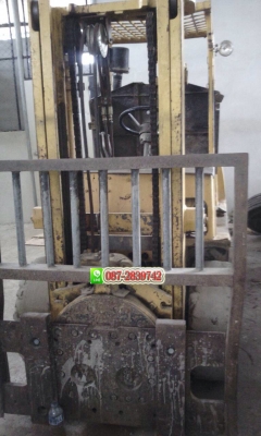 ขายรถโฟคลิพ TOYOTA ขนาดยกได้ 2.5 ตัน