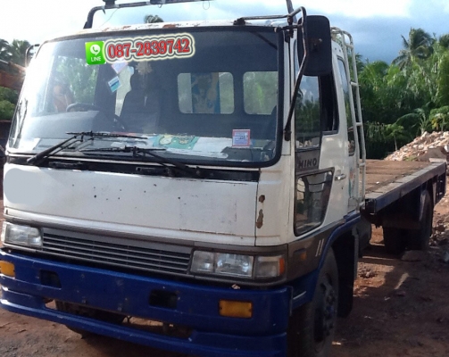 ขายรถบรรทุกพื้นเรียบ 6 ล้อ ขนาดใหญ่