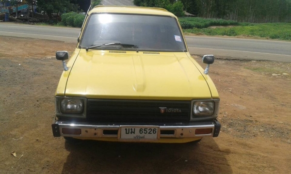 **75,000 บ.ต่อรอง**ขายม้ากระโดด4ขอ TOYOTA LN40 เครื่องเดิมเกียร์เดิม เครื่อง 12R 1.5 เบนซิน เครื่องแน่น แรง ประหยัด เกียร์ดีไม่หลุดไม่หอน ช่วงล่างดี ไม่มีส่าย คัสซีดีเดิมไม่ดาม กระบะพื้นดี ภายในเก๋งสวยคอนโซลเต็ม แผงประตู มือหมุน ครบๆ พ.ธรรมดา แม็ก ยางดี4เ