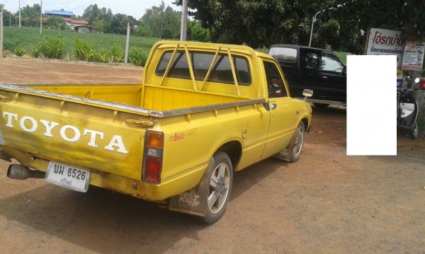 **75,000 บ.ต่อรอง**ขายม้ากระโดด4ขอ TOYOTA LN40 เครื่องเดิมเกียร์เดิม เครื่อง 12R 1.5 เบนซิน เครื่องแน่น แรง ประหยัด เกียร์ดีไม่หลุดไม่หอน ช่วงล่างดี ไม่มีส่าย คัสซีดีเดิมไม่ดาม กระบะพื้นดี ภายในเก๋งสวยคอนโซลเต็ม แผงประตู มือหมุน ครบๆ พ.ธรรมดา แม็ก ยางดี4เ