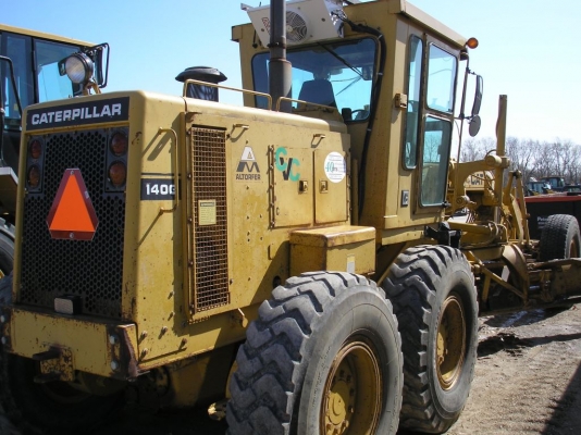 รถเกรด CATERPILLAR 140G s/n72v12xxx นำเข้ามาใหม่ๆสดๆ จากUSA