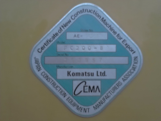 ขายครับ แม็คโค KOMATSU 200 - 8 สวยครับ ไฟฟ้าครบ เอวแน่น โซ่เต็ม ใช้งาน 3xxx ชั่วโมง ออกมาได้ 2 ปี เองครับ