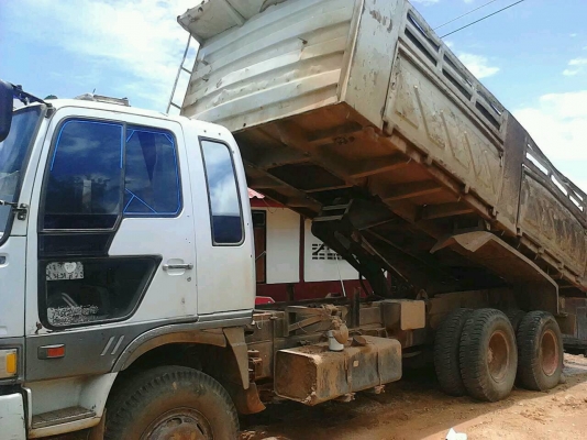 (เพิ่มรูปลงไปอีกครับ) ขายด่วนครับ ช้าหมดนะครับ HINO 3M ดั้มสามมิตร ชุดนื้มี 3 คัน