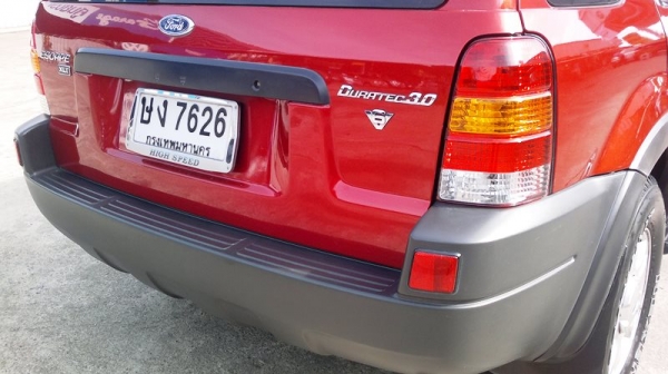 FORD ESCAPE 30 V6 A สวยๆ โทรเลย  top LPG เเล้ว เอ็นนีจี้