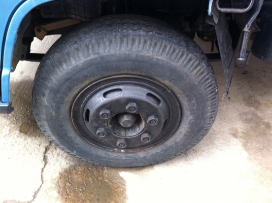 ขายรถ 6 ล้อ Isuzu 115 NPR สภาพสวยพร้อมใช้งาน ขายรถ 6 ล้อ Isuzu 115 NPR สภาพสวยพร้อมใช้งาน