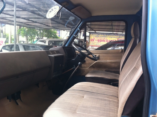 ขายรถ 6 ล้อ Isuzu 115 NPR สภาพสวยพร้อมใช้งาน ขายรถ 6 ล้อ Isuzu 115 NPR สภาพสวยพร้อมใช้งาน