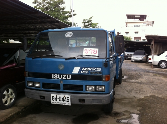 ขายรถ 6 ล้อ Isuzu 115  NPR  สภาพสวยพร้อมใช้งาน