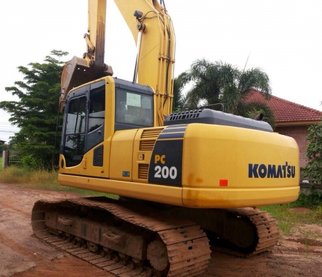 ขายด่วน KOMATSU PC200-8 รถสวย สภาพเดิมๆค่ะพร้อมใช้งาน