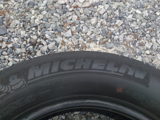 ขายยางMICHELIN 215/60R16 ยางสัปดาห์ที่38ปี12 สวยๆจำนวน 1 ชุด