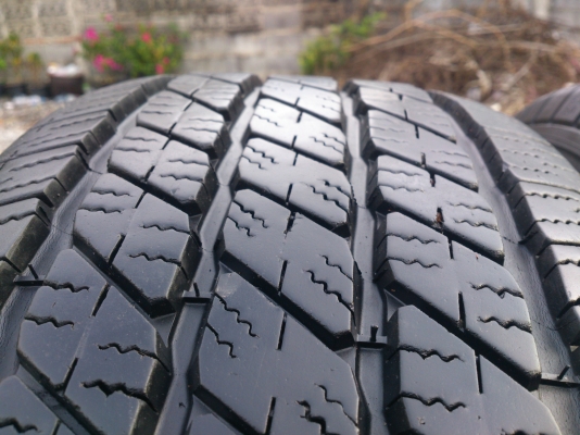 ขายยางMICHELIN 265/65R17 ยางสัปดาห์ที่35ปี12 (ไม่มีปะ) จำนวน 1 ชุด