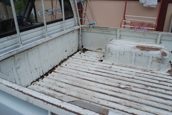 datsun 720 ช่วงสั้น รถมือเดียว สีขาว