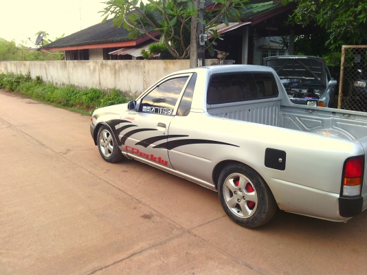 ขายนิสสันNVปี40 เครื่องหัวฉีด แอร์เย็น ล้อแมก เครื่องแน่น ช่วงล่างดีพร้อมใช้งาน52000