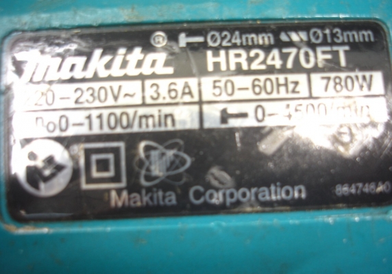 ขายสว่านโรตารี่ 3 ระบบ Makita รุ่น HR 2470 F (780w.)